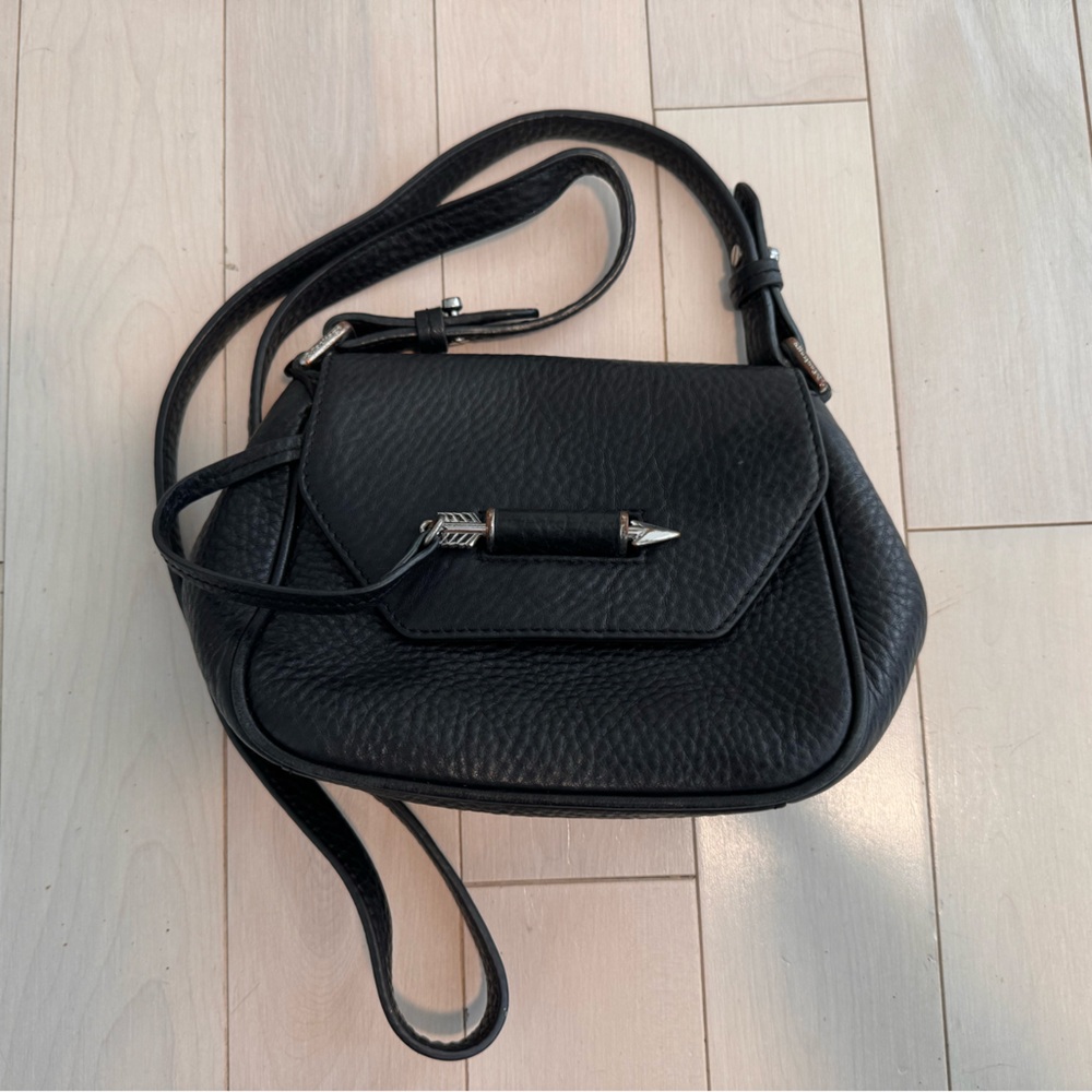 Designer Mackage Crossbody Purse Black Leather Arrow Closure